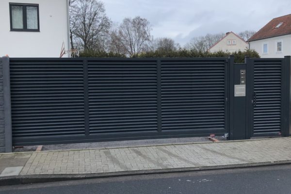 Schiebetor Kaufen Sichtschutz Brando GmbH Bremen scaled