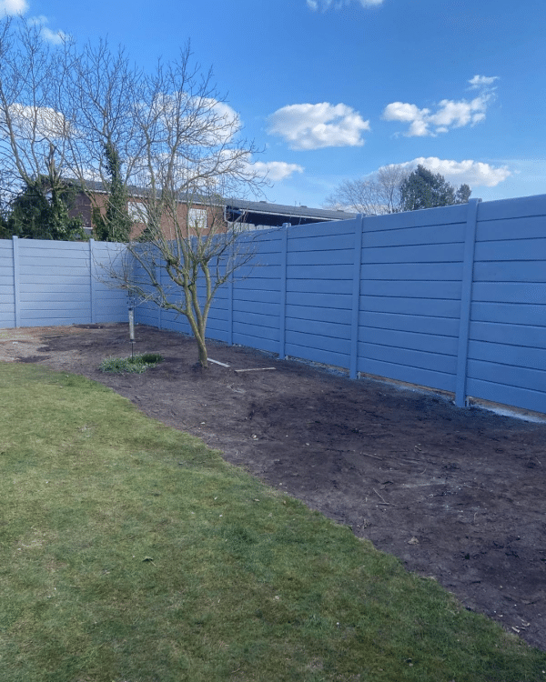 Einseitiger Sichtschutz Betonzaun - 600x750px - 1