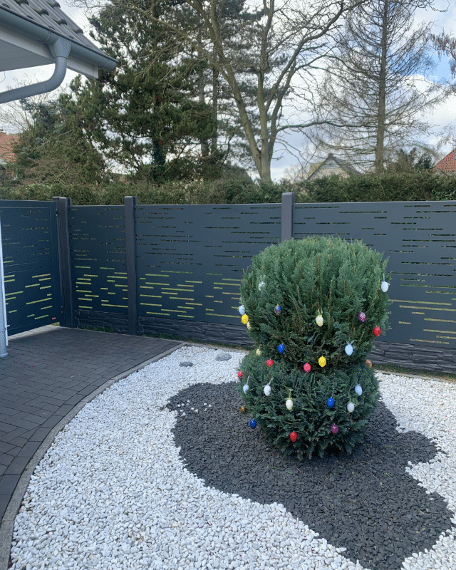 Sichtschutz mit Metall - 640x800px - 1